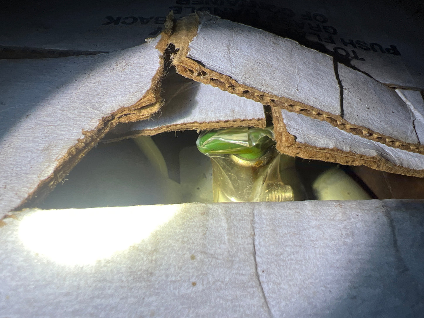 Classic car R-12 refrigerant full boxed 30lb jug duPont freon 12.