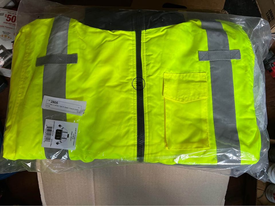 333-1740-LY/M ANSI Class 3 High-Visibility Lime Yellow with Black Trim Jacket size medium