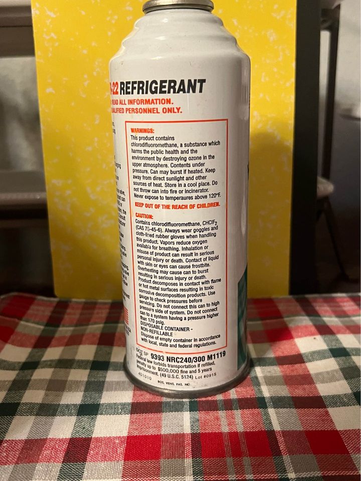 One 15oz R-22 refrigerant Freon can for Home Ac systems