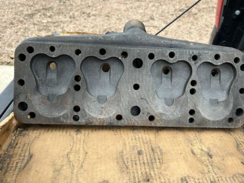 One FORD 60 HP Cast Iron Cylinder HEAD 52-6050 Vintage Flat Head Reman